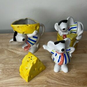 Mouse and cheese wedge kitchen decor salt and pepper shakers creamer and sugar